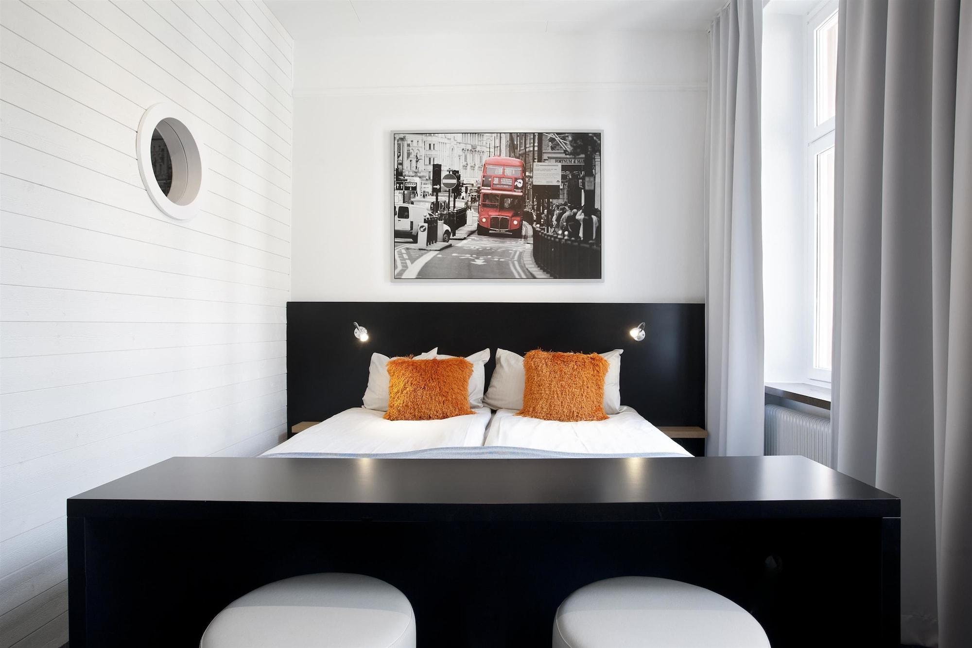 Hotel Oerebro Экстерьер фото
